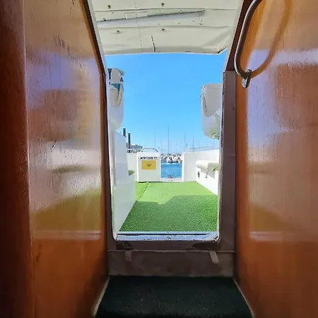 Experiencia En El Mar M Bateau-hôtel